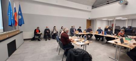 Mirna, 18 redna seja OS, foto L Uhan, Obcina Mirna (3)